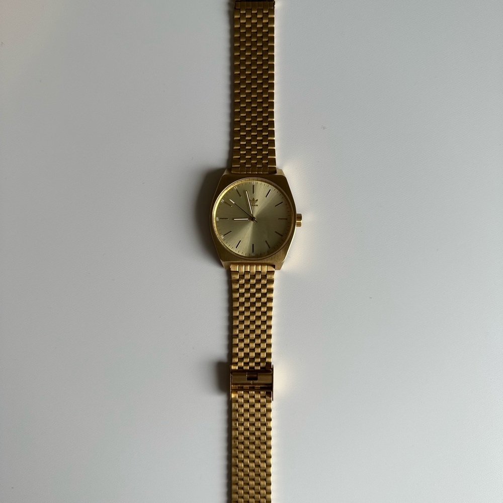 Adidas Watch - Picture 7 of 8